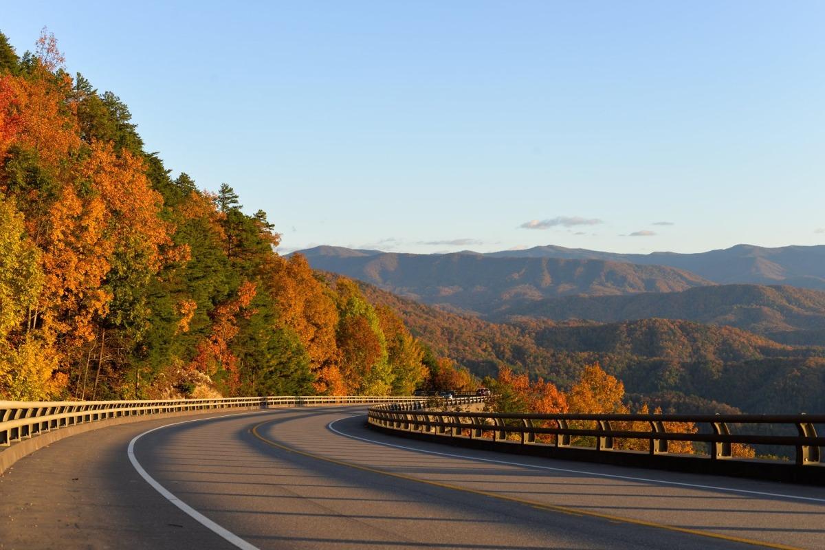 4 Gatlinburg Attractions That Offer Amazing Views of the Smoky Mountains  Fall Foliage